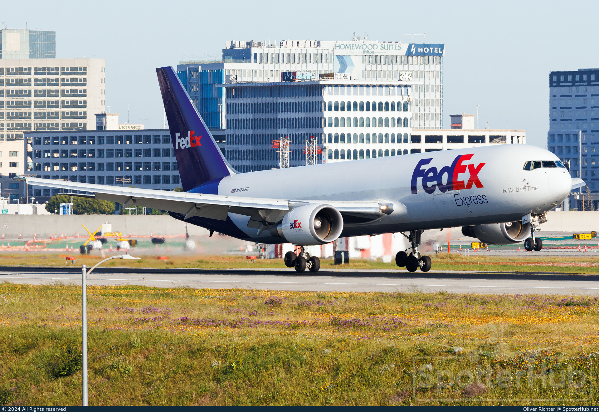 Photo of N174FE - Boeing 767-3S2F operated by FedEx
