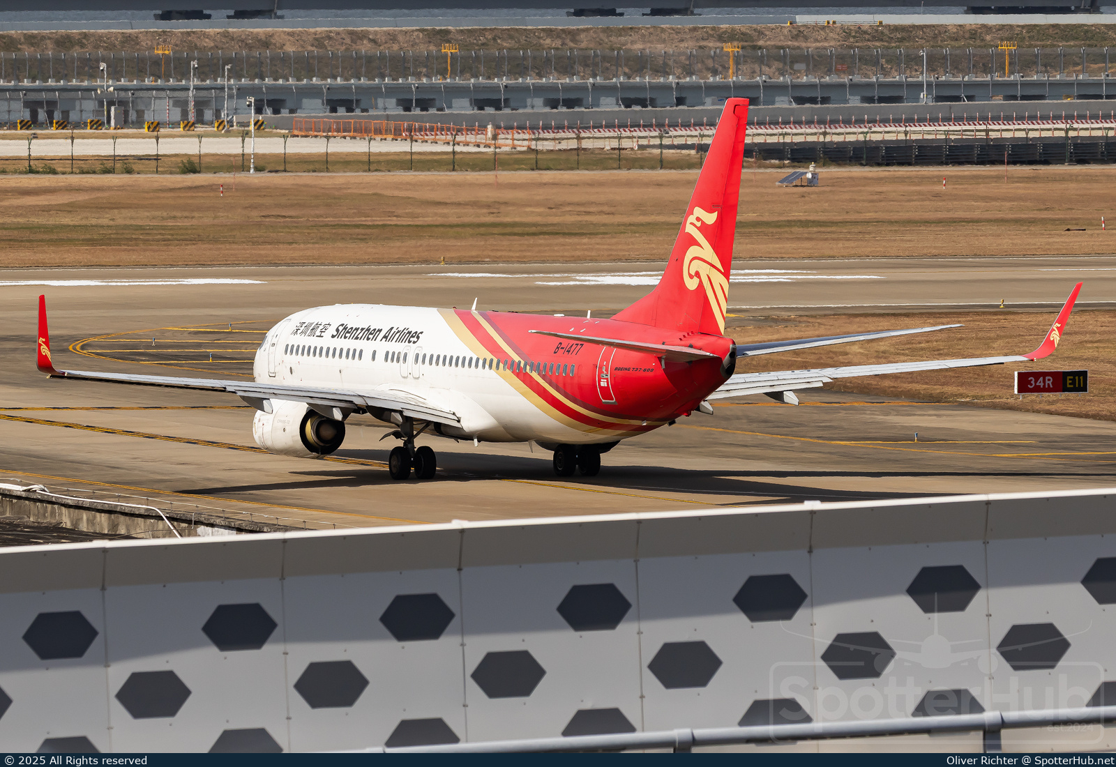 Photo of B-1477 - Boeing 737-87L operated by Shenzhen Airlines