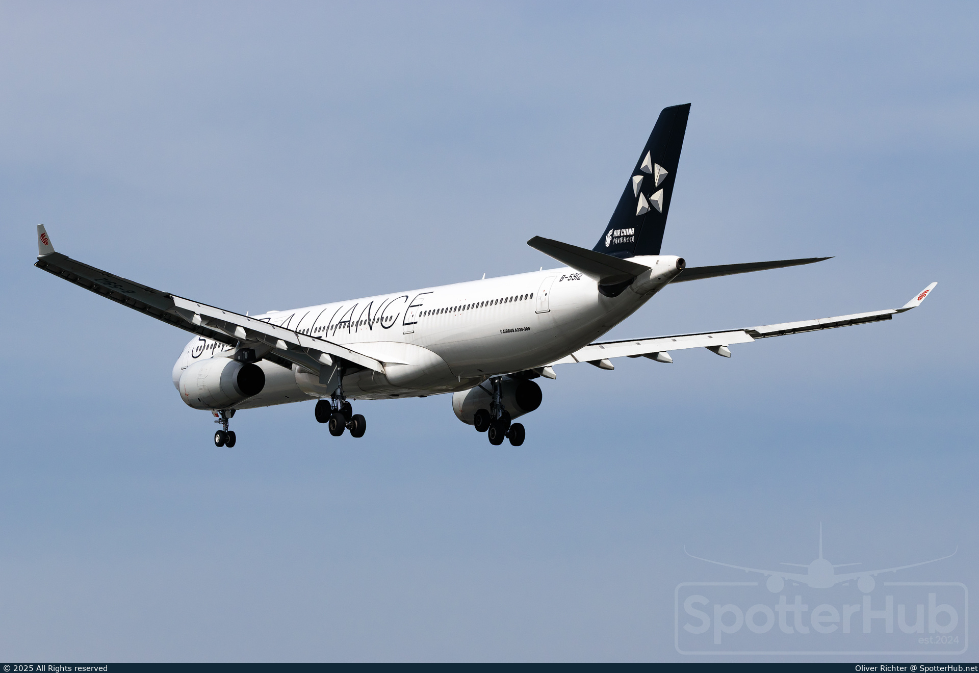 Photo of B-5912 - Airbus A330-343 operated by Air China