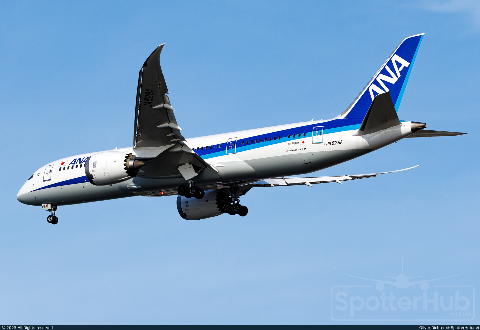 Photo of JA829A - Boeing 787-8 Dreamliner operated by ANA All Nippon Airways (opb Air Japan)