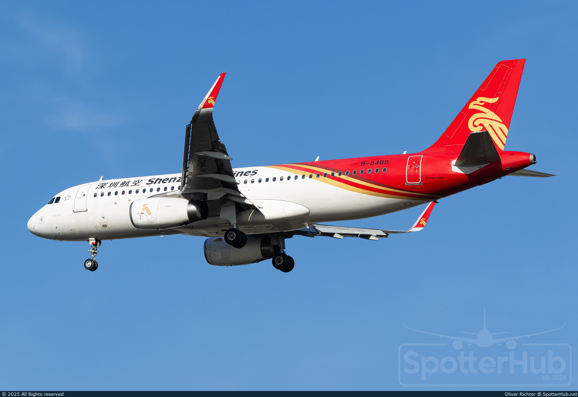 Photo of B-8409 - Airbus A320-232 operated by Shenzhen Airlines