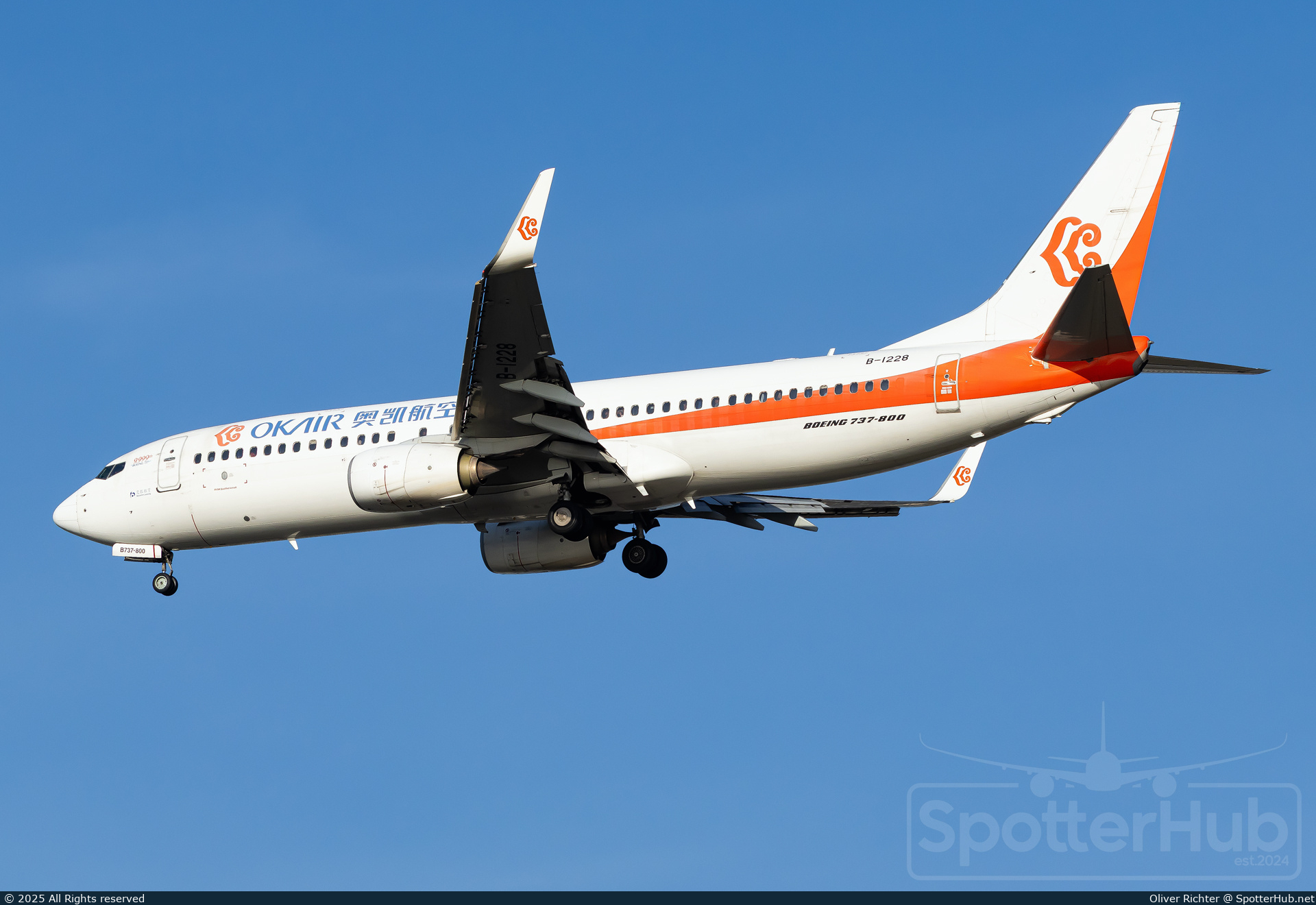 Photo of B-1228 - Boeing 737-8KF operated by OK Air