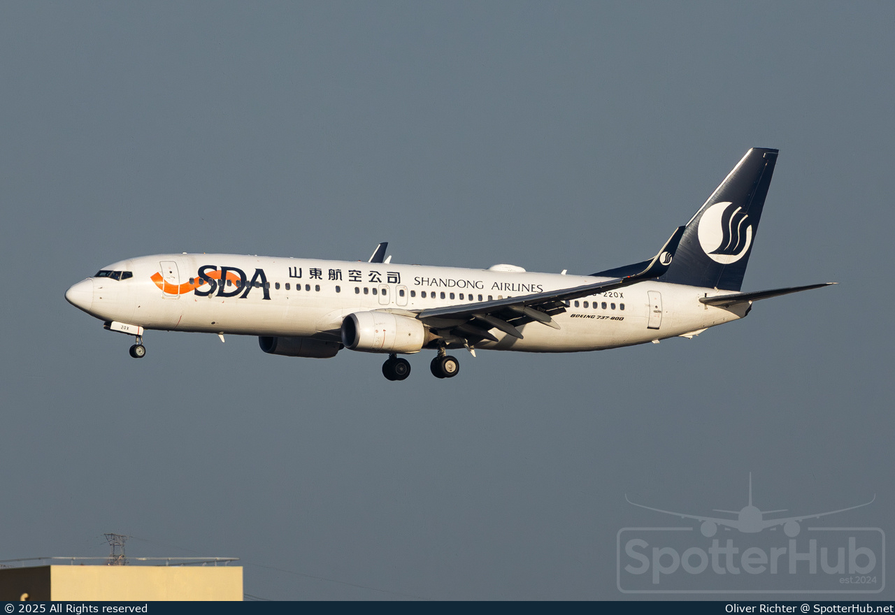 Photo of B-220X - Boeing 737-8JP operated by Shandong Airlines