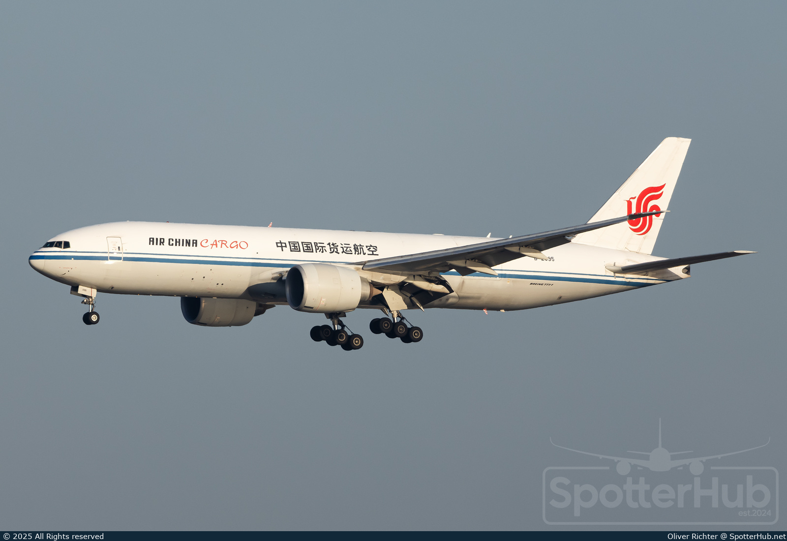 Photo of B-2095 - Boeing 777-FFT operated by Air China Cargo
