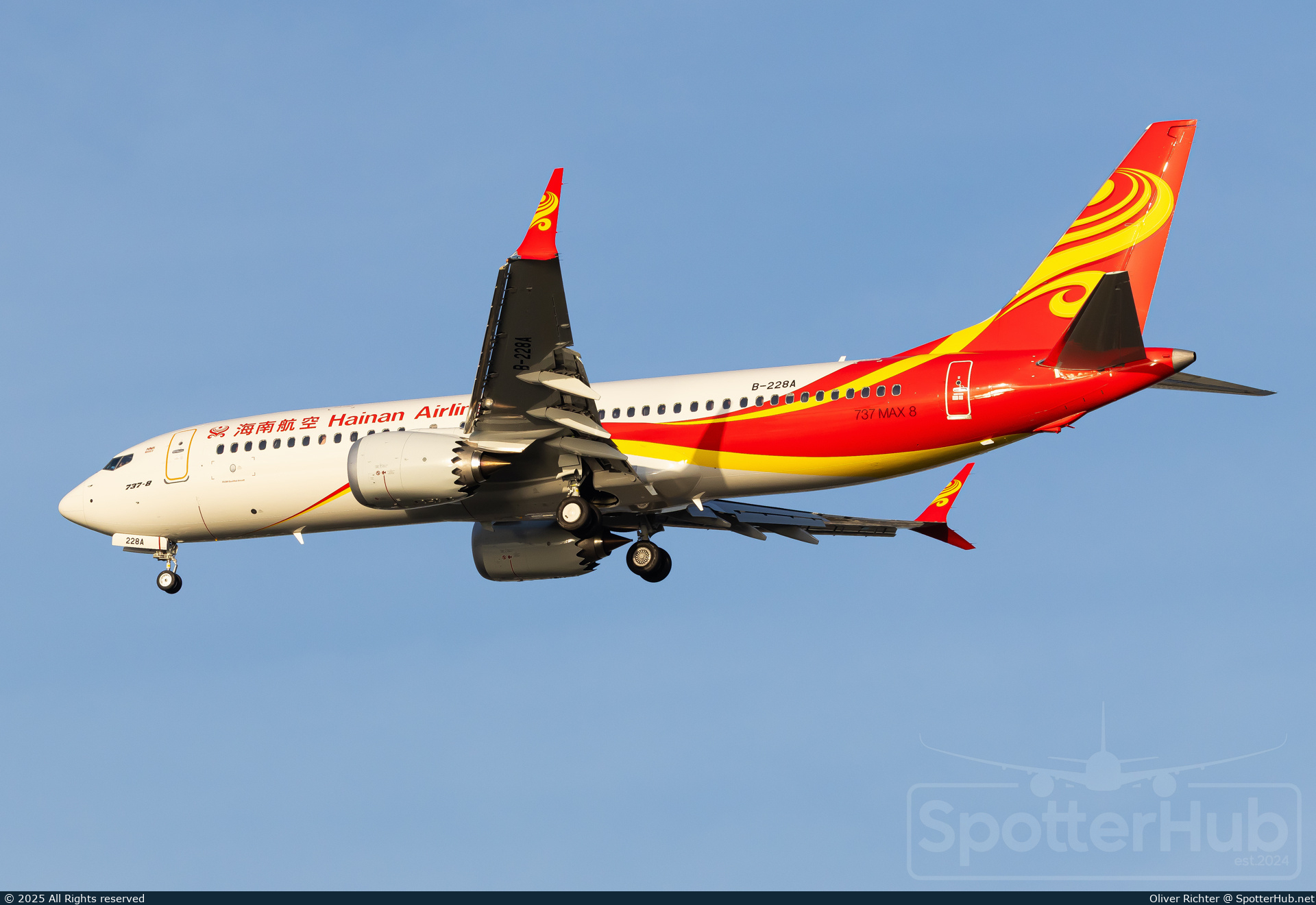Photo of B-228A - Boeing 737 MAX 8 operated by Hainan Airlines