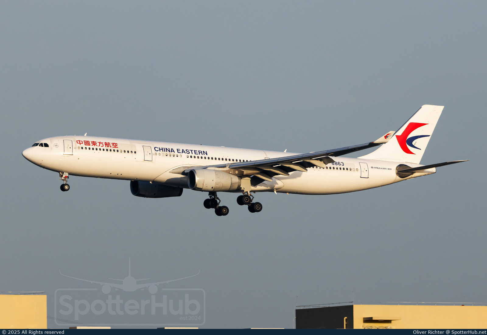 Photo of B-8863 - Airbus A330-343 operated by China Eastern Airlines