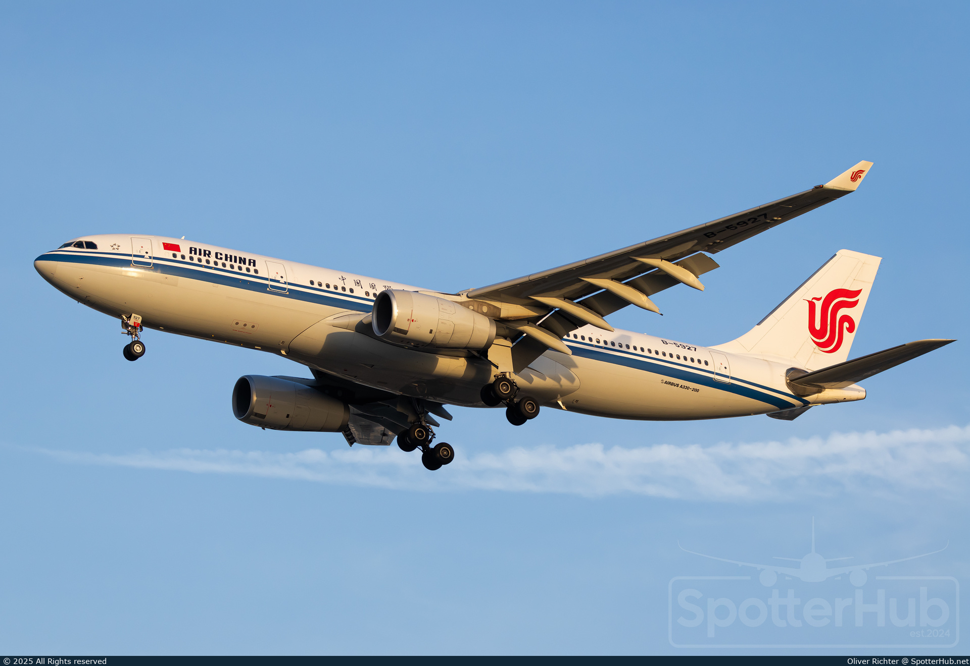 Photo of B-5927 - Airbus A330-243 operated by Air China
