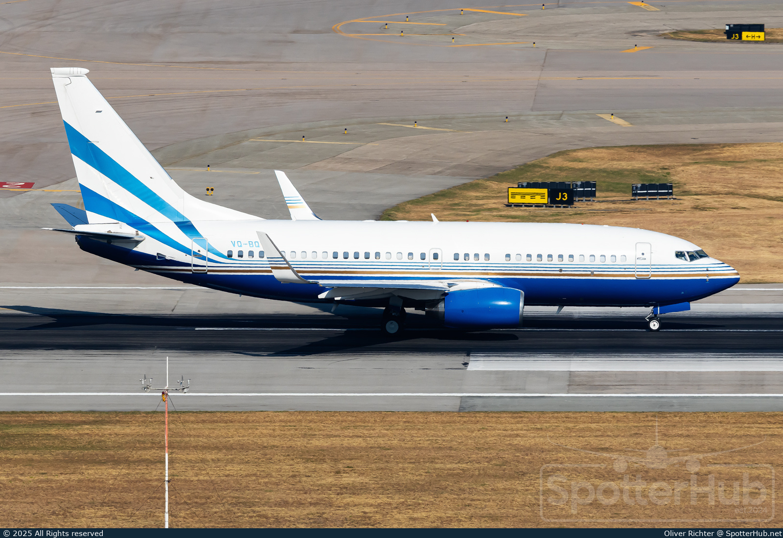 Photo of VQ-BQV - Boeing 737-74Q(BBJ) operated by Las Vegas Sands Corp.