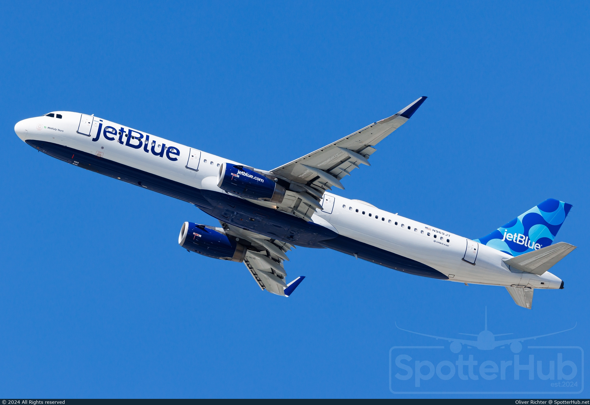 Photo of N969JT - Airbus A321-231 operated by jetBlue Airways
