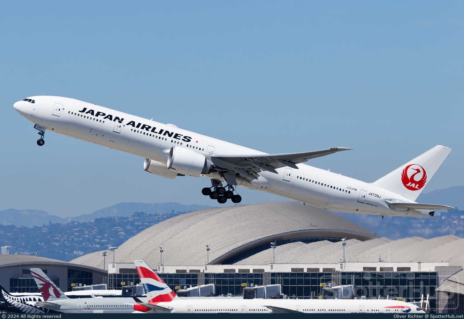 Photo of JA739J - Boeing 777-346(ER) operated by Japan Airlines