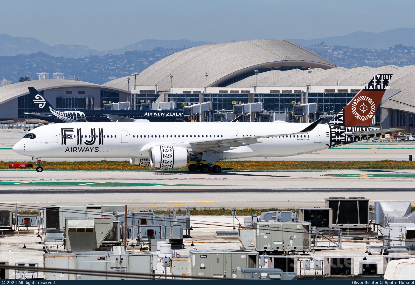 Photo of DQ-FAN - Airbus A350-941 operated by Fiji Airways