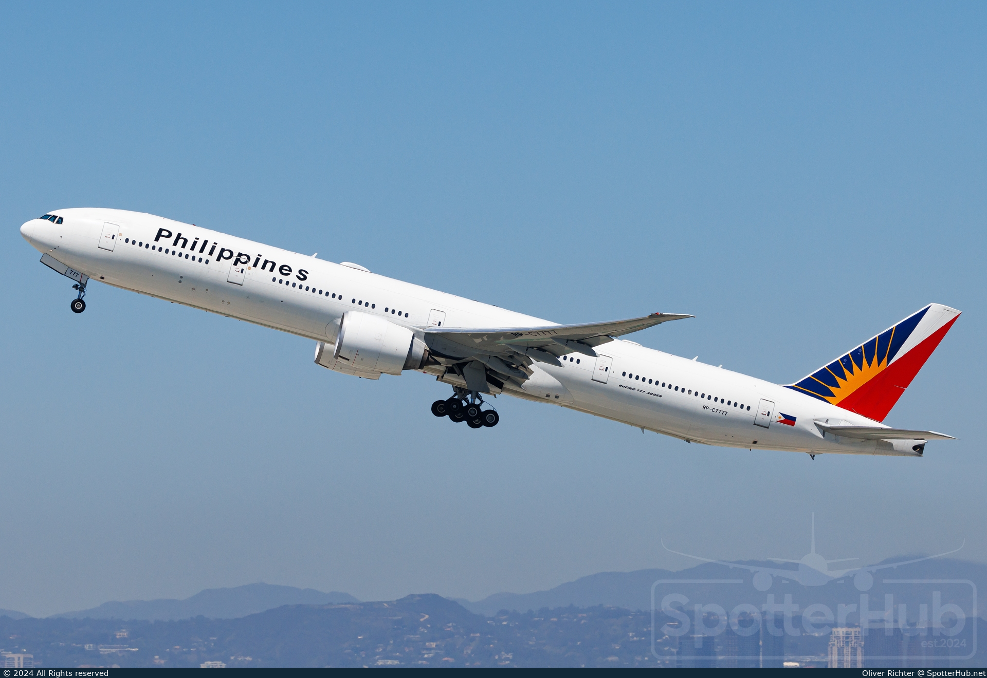 Photo of RP-C7777 - Boeing 777-36N(ER) operated by Philippine Airlines