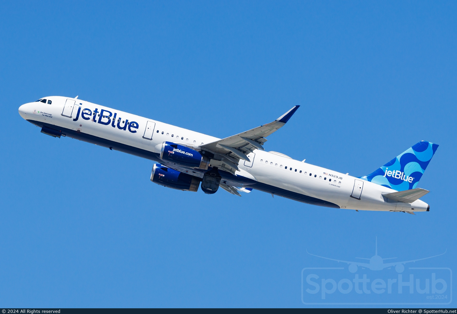 Photo of N929JB - Airbus A321-231 operated by jetBlue Airways