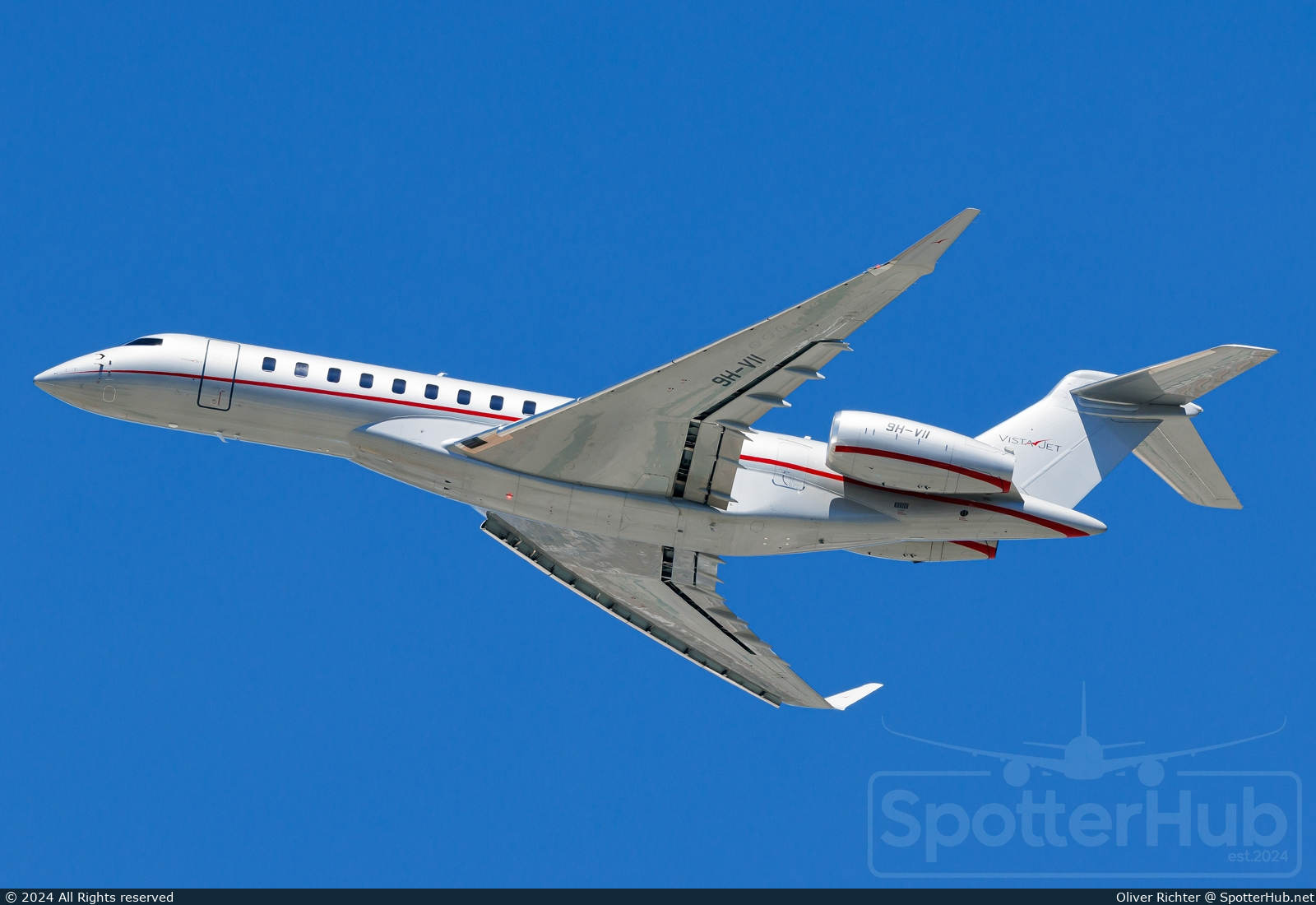 Photo of 9H-VII - Bombardier Global 7500 operated by VistaJet