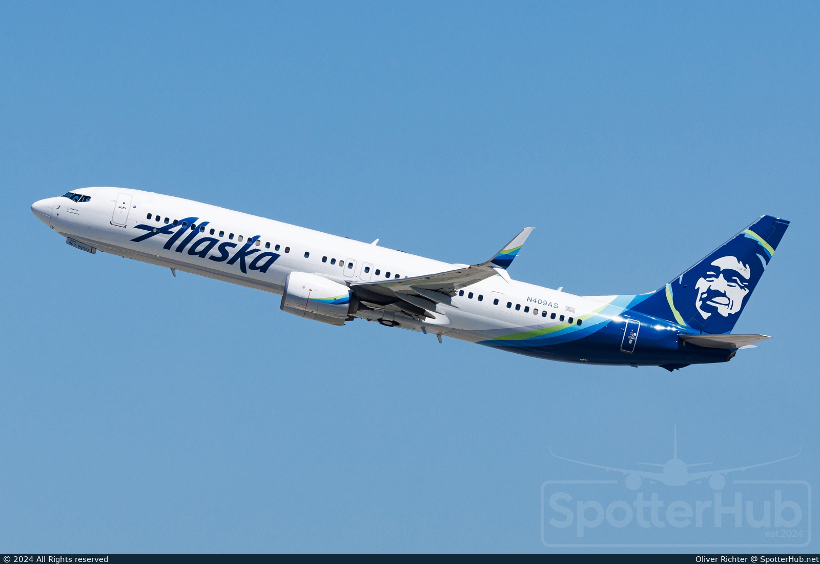 Photo of N409AS - Boeing 737-990(ER) operated by Alaska Airlines