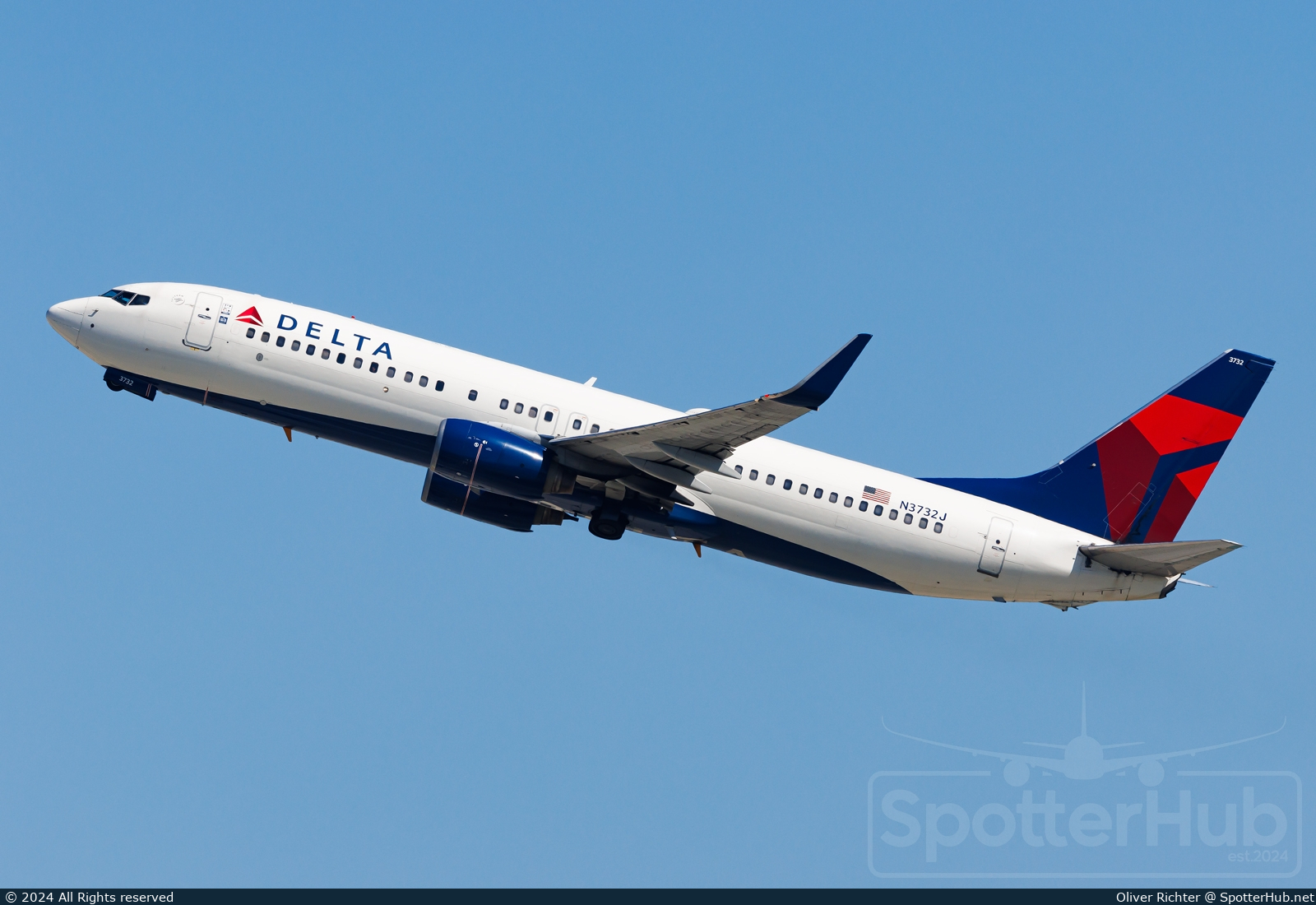 Photo of N3732J - Boeing 737-832 operated by Delta Air Lines