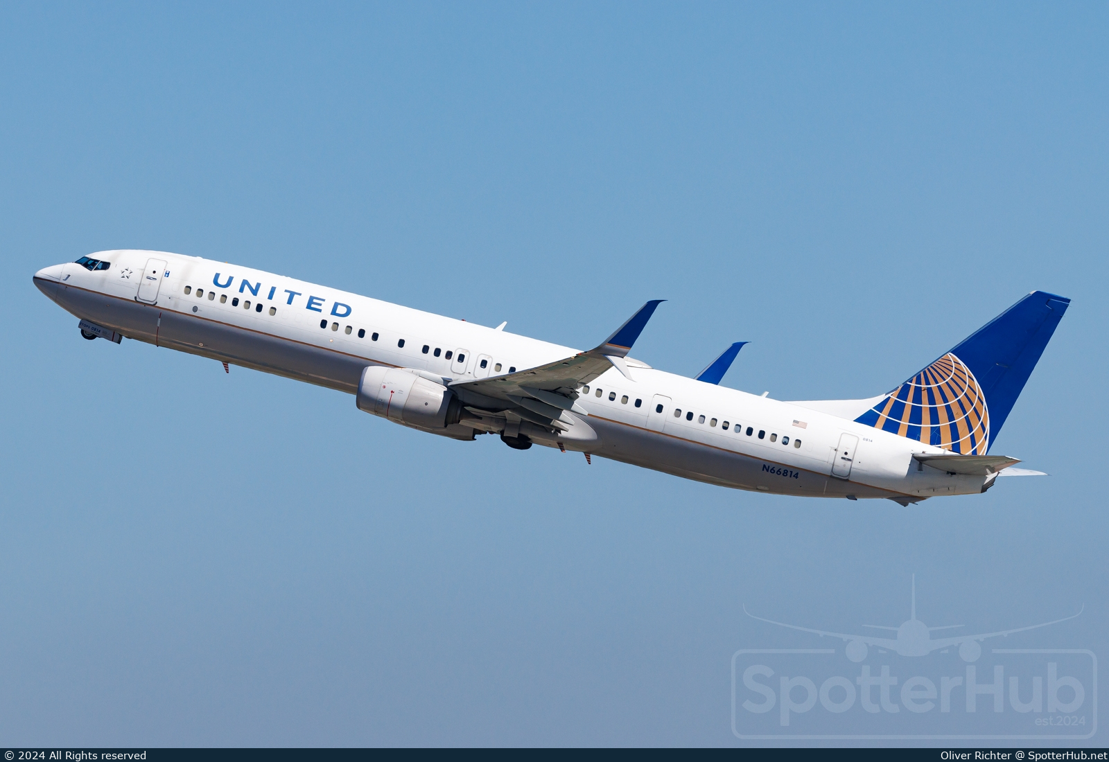 Photo of N66814 - Boeing 737-924(ER) operated by United Airlines