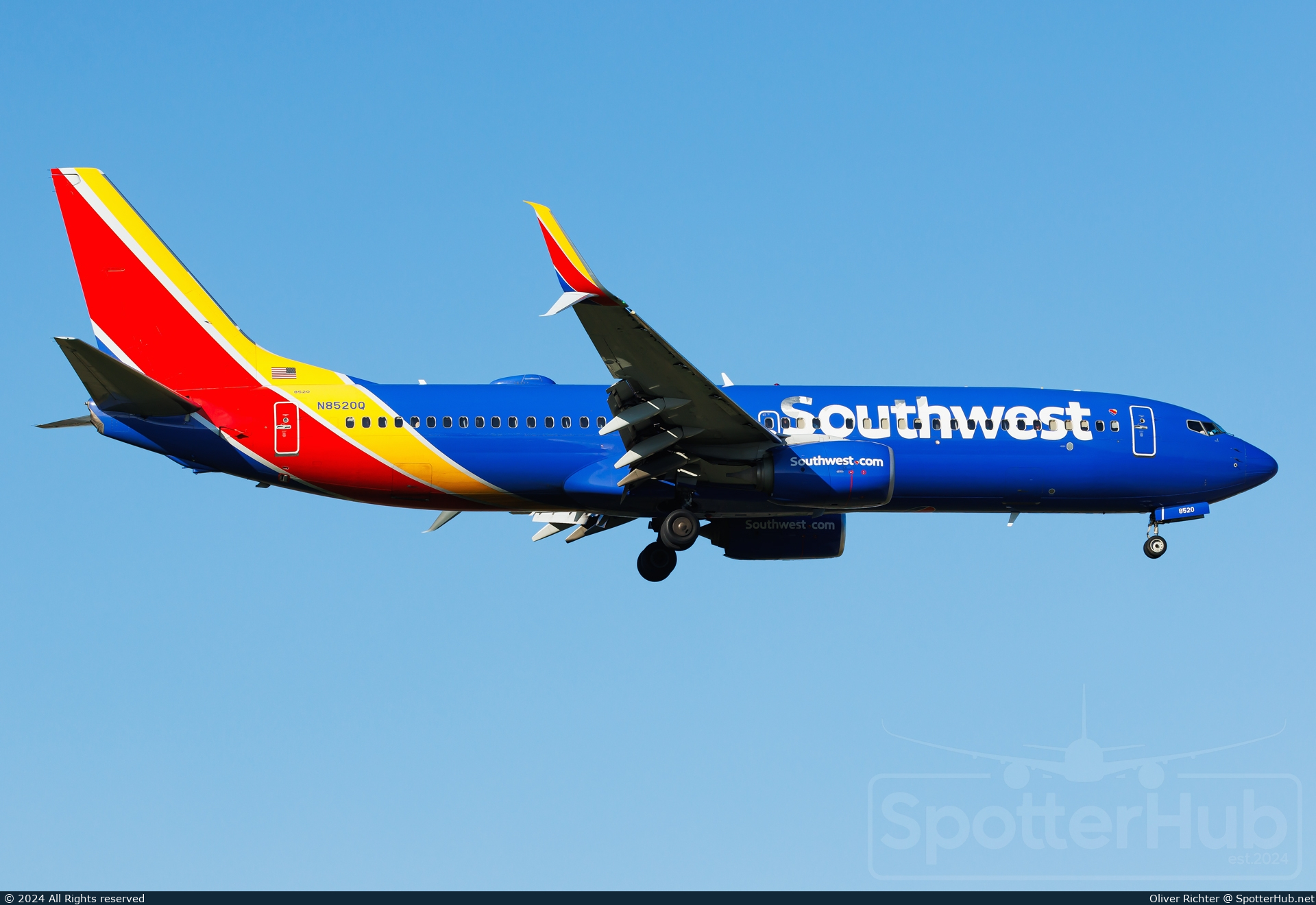 Photo of N8520Q - Boeing 737-8H4 operated by Southwest Airlines