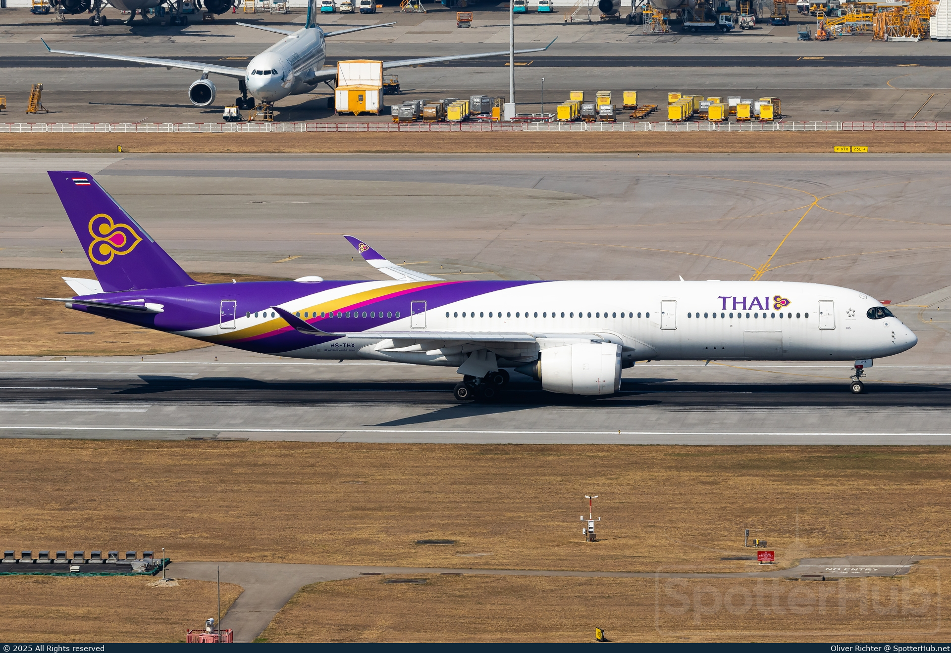 Photo of HS-THX - Airbus A350-941 operated by Thai Airways International