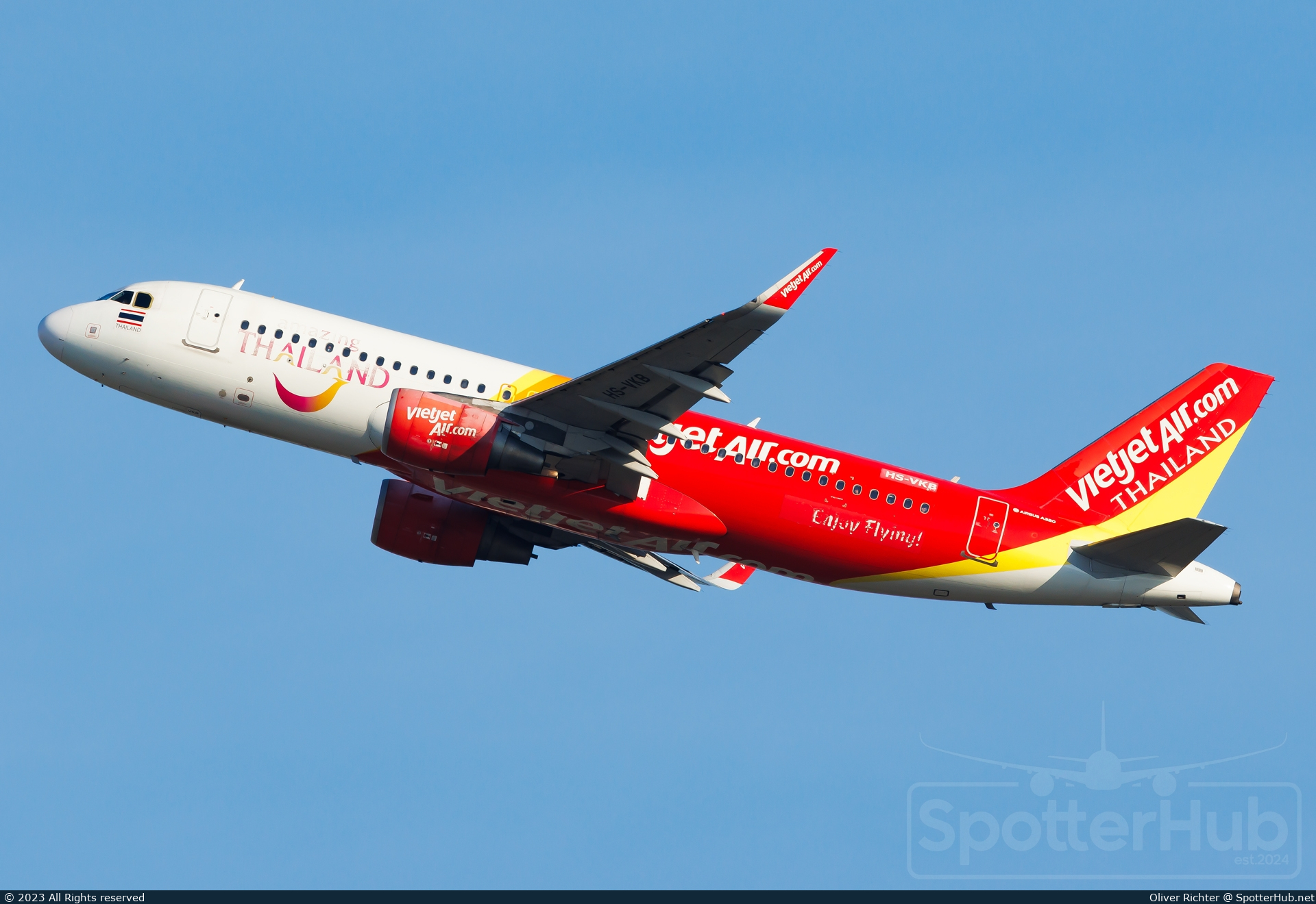 Photo of HS-VKB - Airbus A320-214 operated by Thai VietJet Air