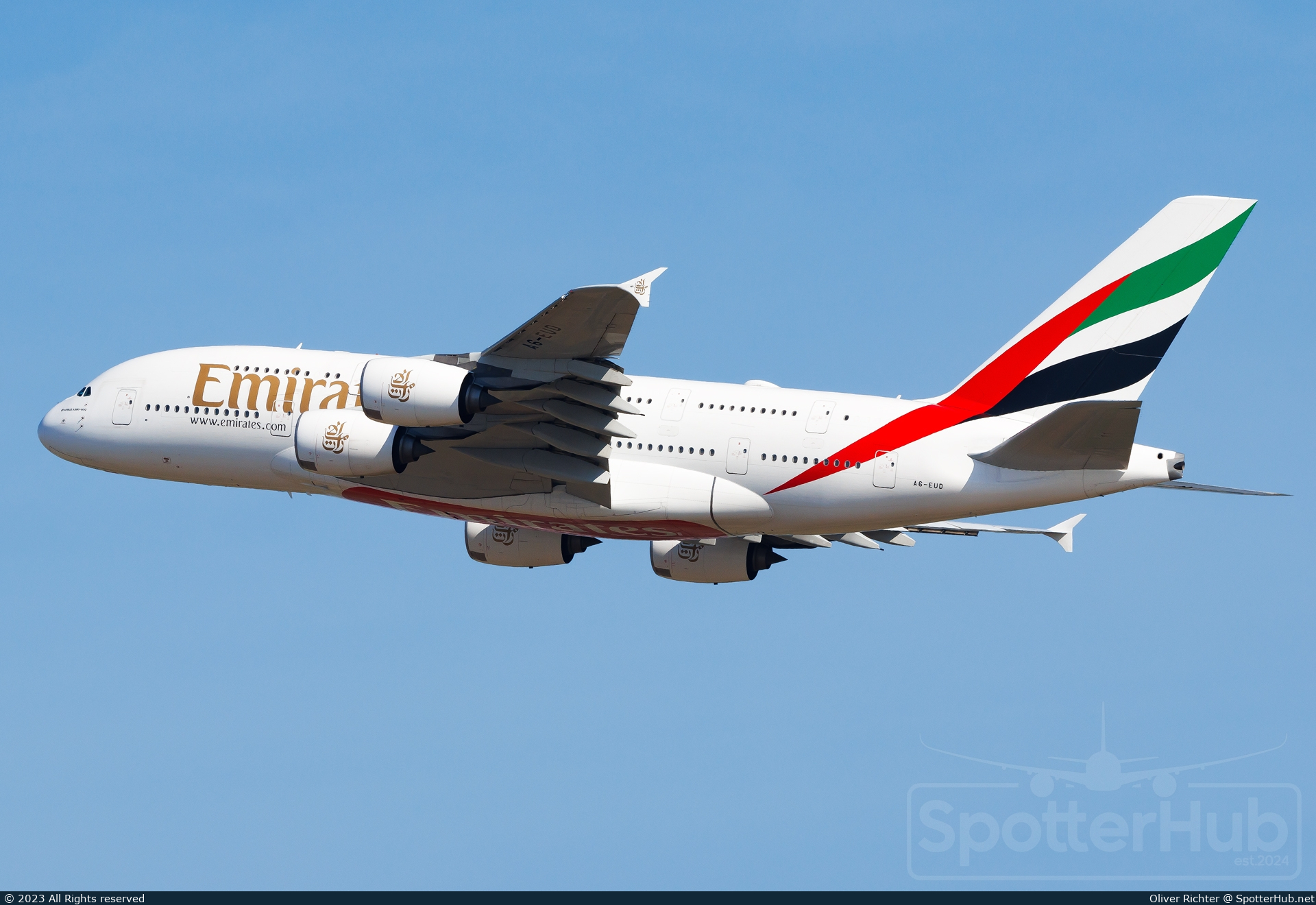Photo of A6-EUD - Airbus A380-861 operated by Emirates