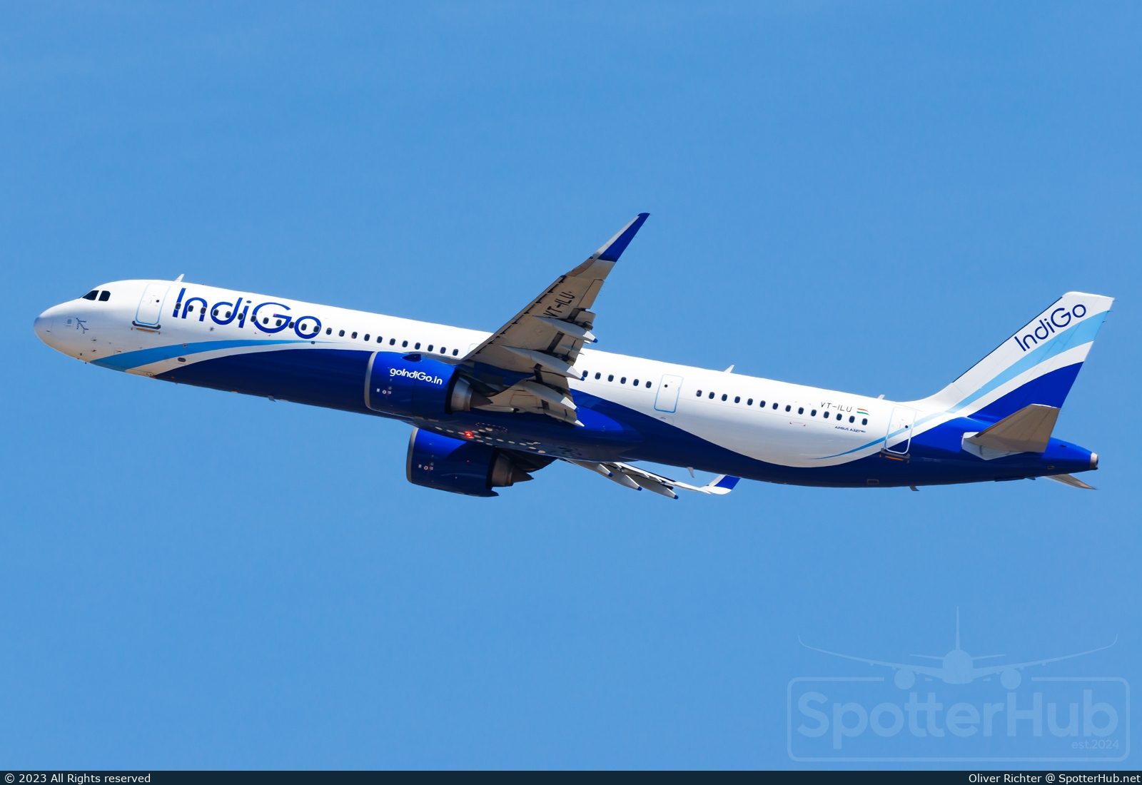 Photo of VT-ILU - Airbus A321-252NX operated by IndiGo
