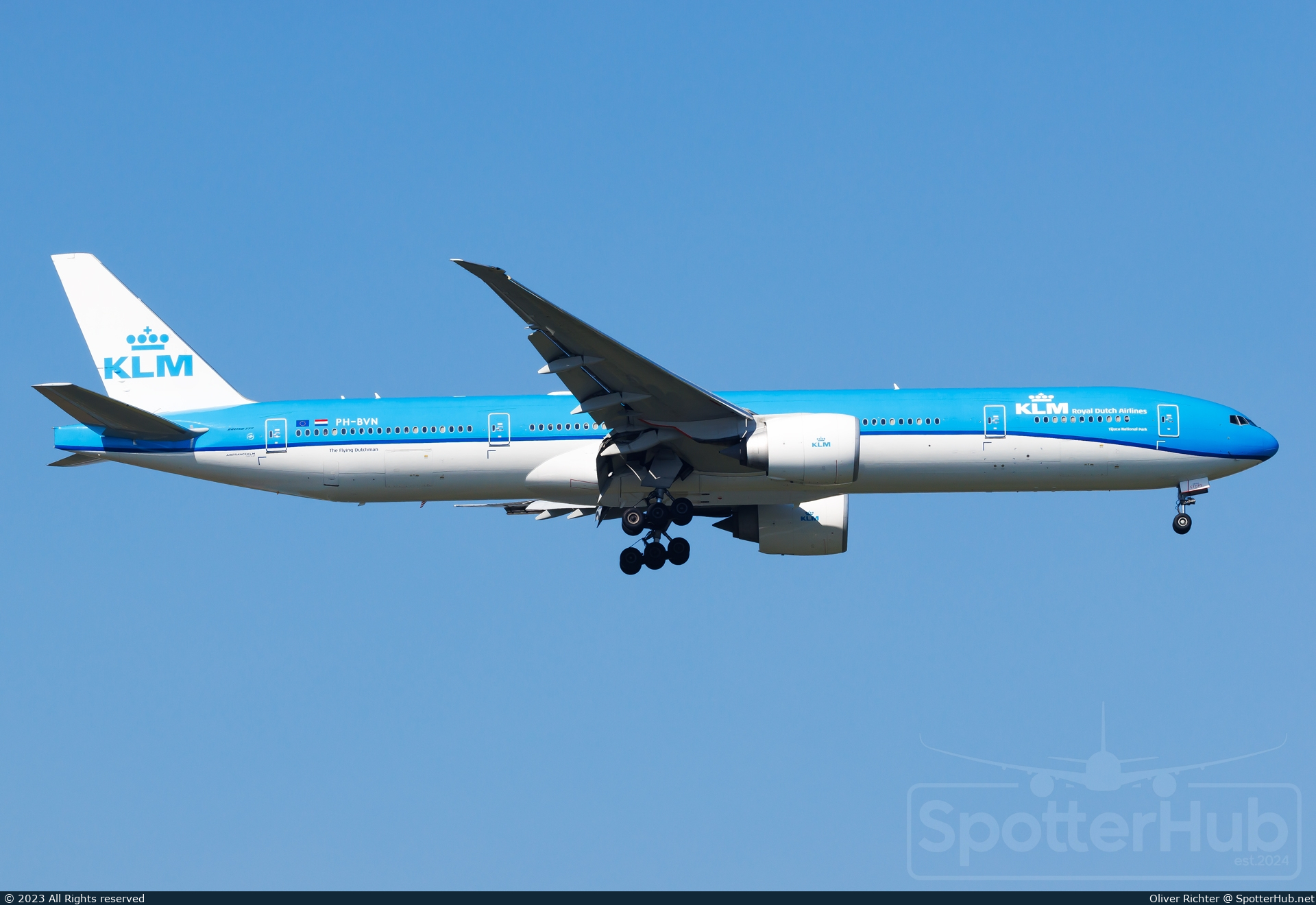 Photo of PH-BVN - Boeing 777-306(ER) operated by KLM Royal Dutch Airlines