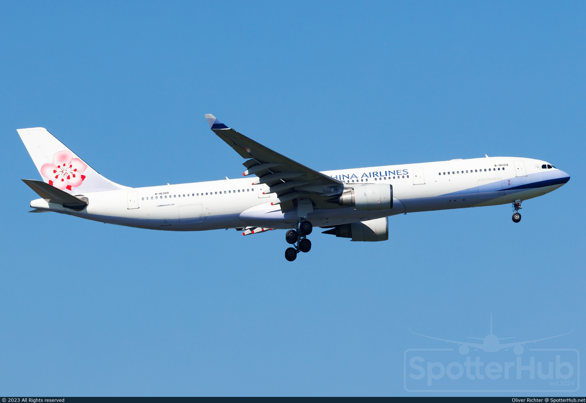 Photo of B-18308 - Airbus A330-302 operated by China Airlines