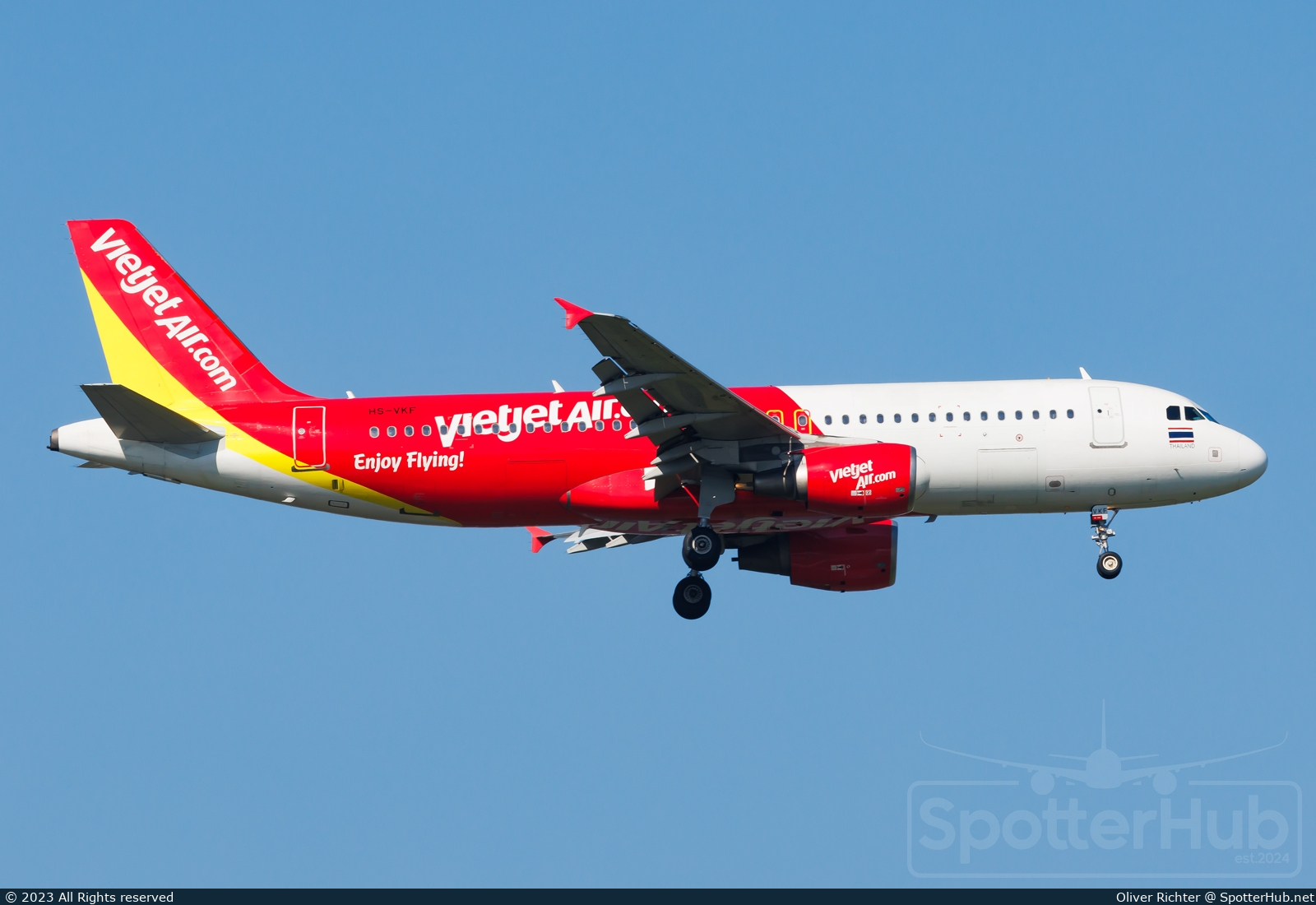 Photo of HS-VKF - Airbus A320-214 operated by Thai VietJet Air