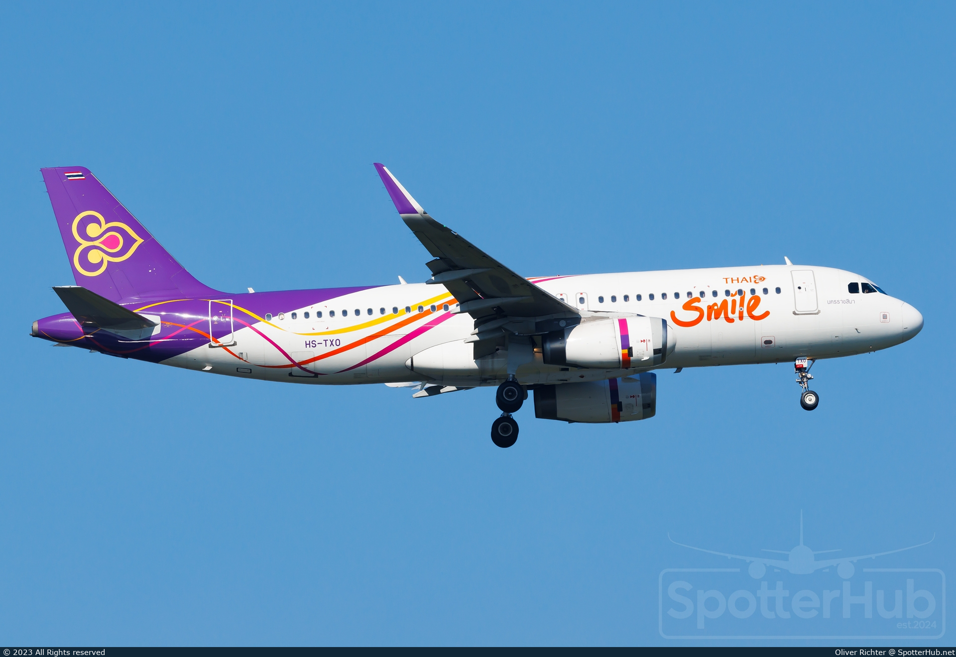 Photo of HS-TXO - Airbus A320-232 operated by Thai Smile