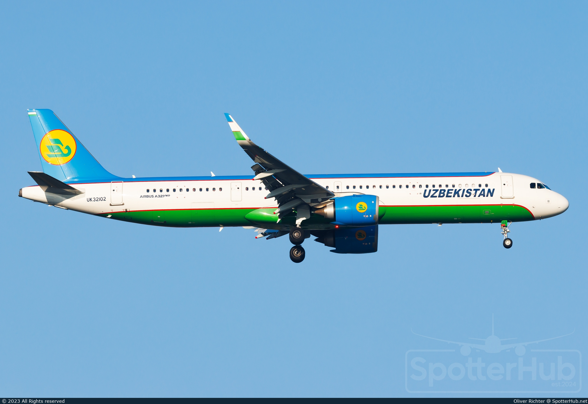 Photo of UK32102 - Airbus A321-253NX operated by Uzbekistan Airways