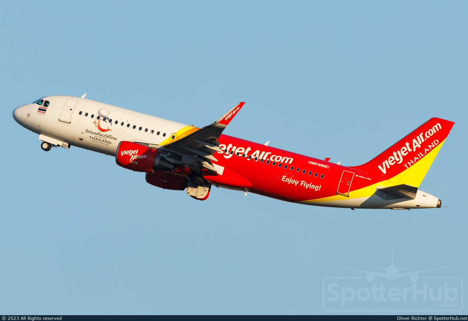 Photo of HS-VKC - Airbus A320-214 operated by Thai VietJet Air