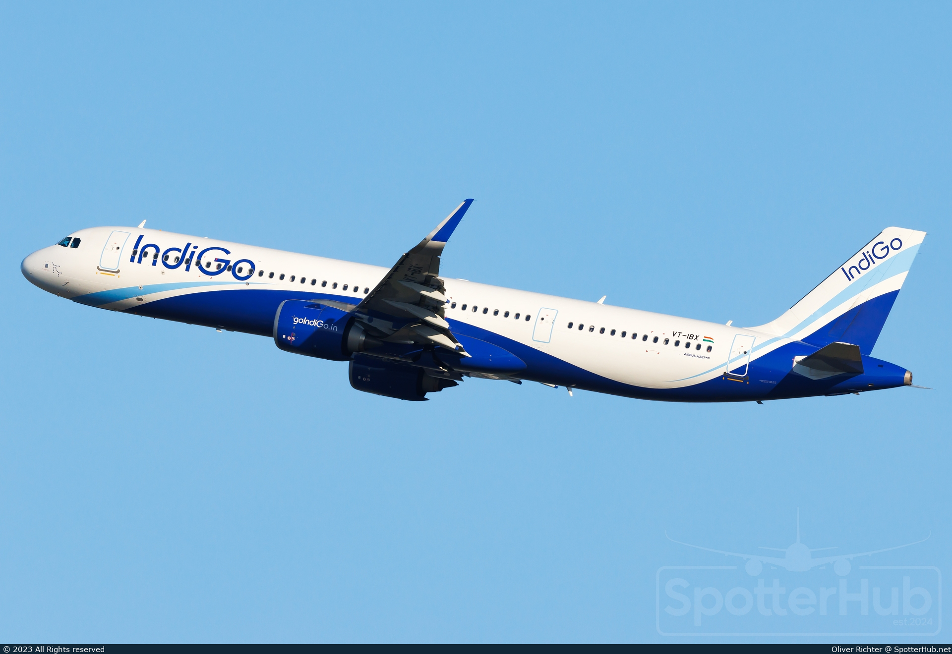 Photo of VT-IBX - Airbus A321-252NX operated by IndiGo