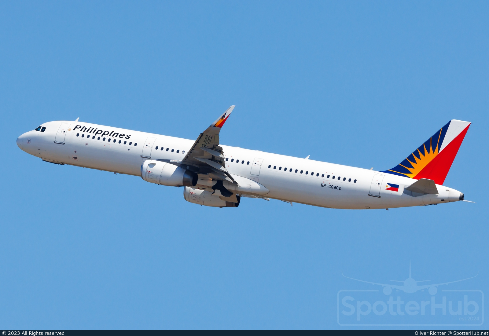 Photo of RP-C9902 - Airbus A321-231 operated by Philippine Airlines