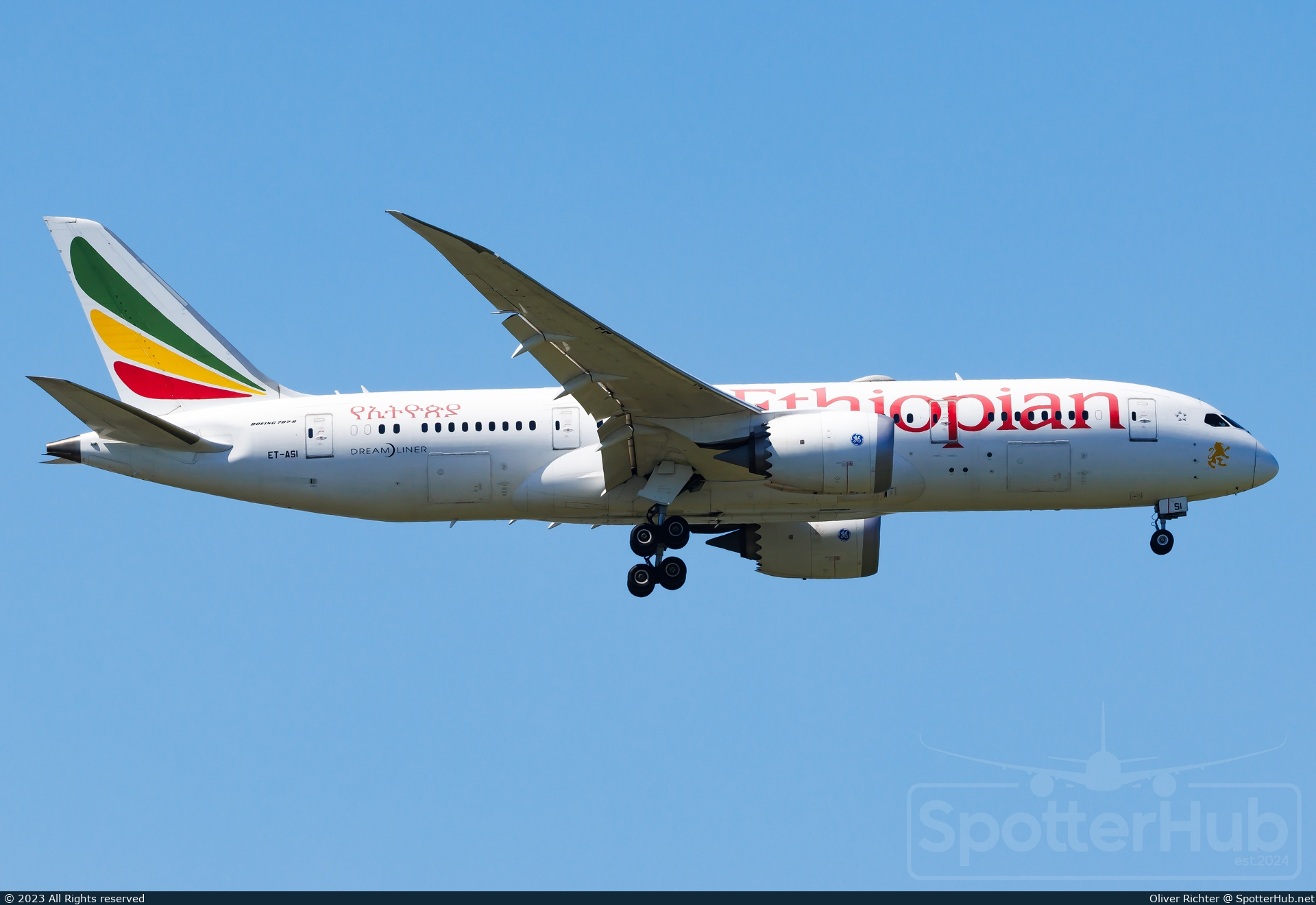 Photo of ET-ASI - Boeing 787-8 Dreamliner operated by Ethiopian Airlines