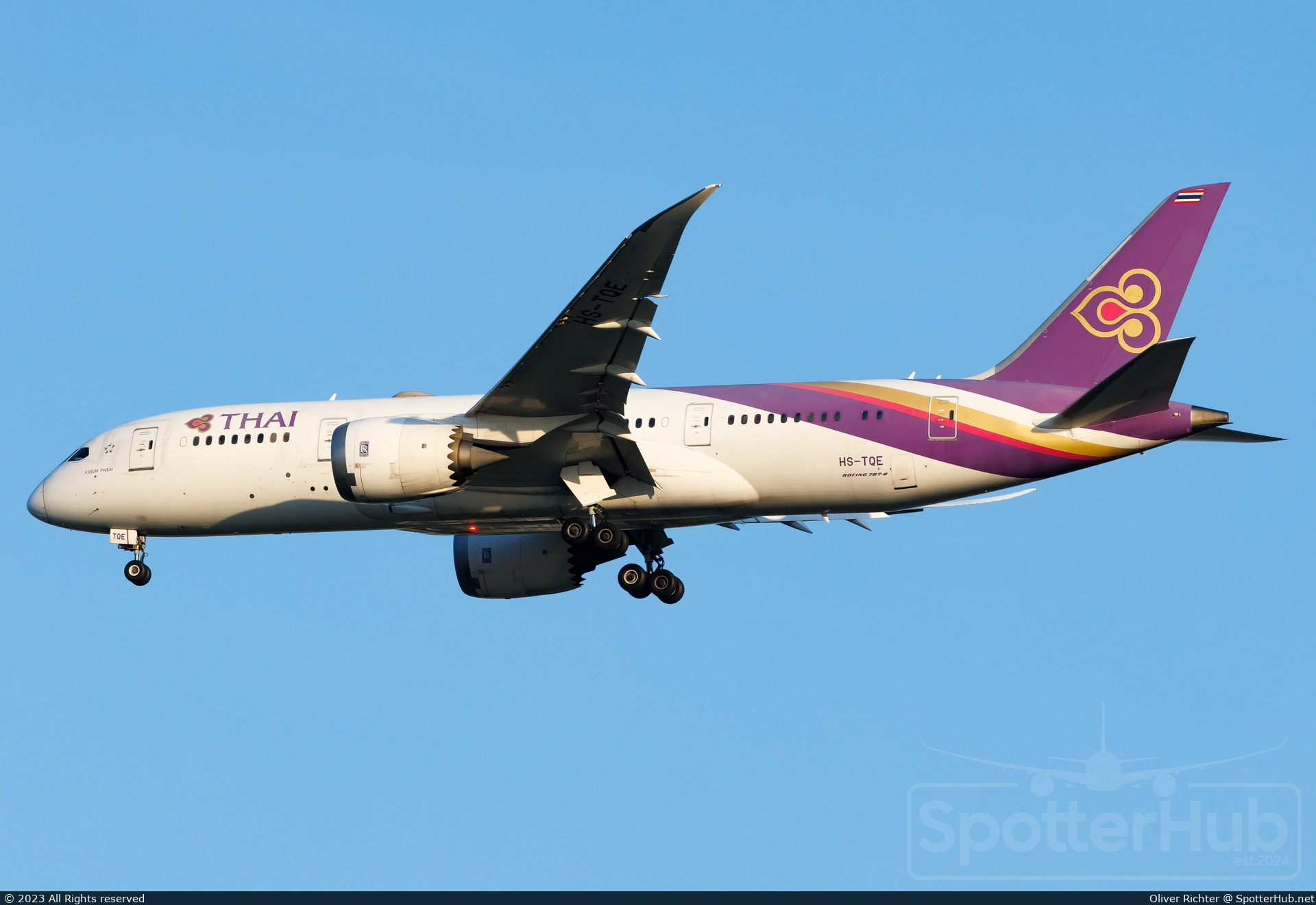 Photo of HS-TQE - Boeing 787-8 Dreamliner operated by Thai Airways International