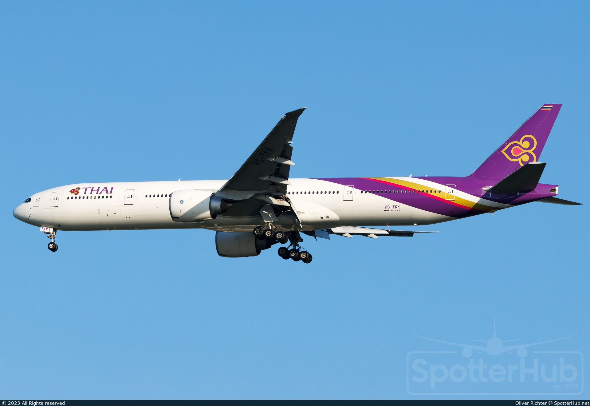 Photo of HS-TKK - Boeing 777-3AL(ER) operated by Thai Airways International