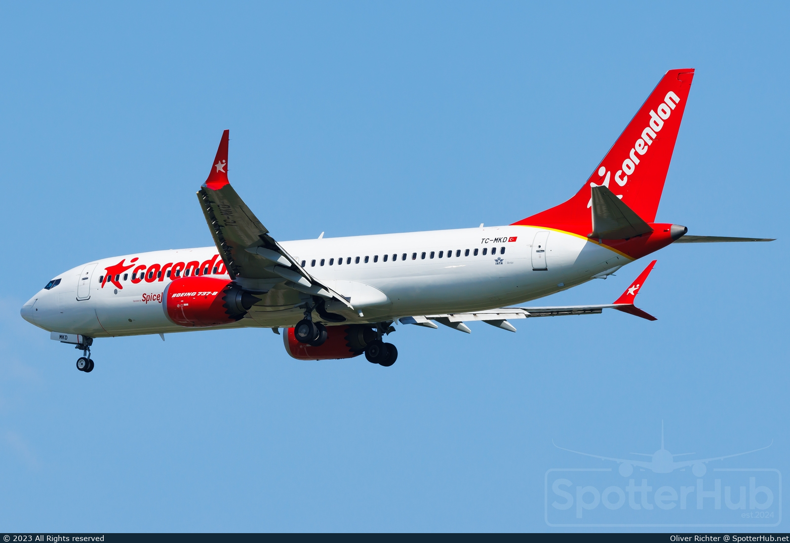 Photo of TC-MKD - Boeing 737 MAX 8 operated by SpiceJet (opb Corendon Airlines)