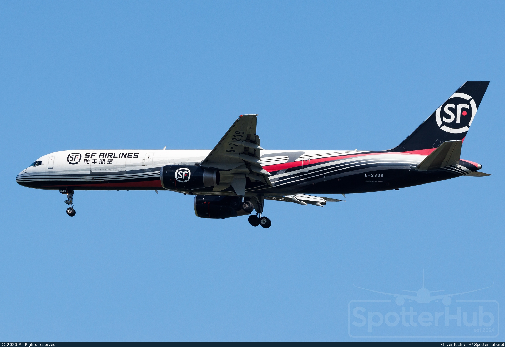 Photo of B-2839 - Boeing 757-2Z0(PCF) operated by SF Airlines