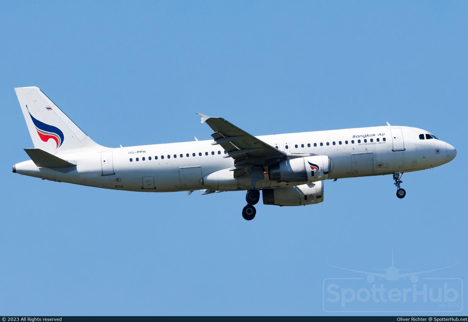 Photo of HS-PPH - Airbus A320-232 operated by Bangkok Airways