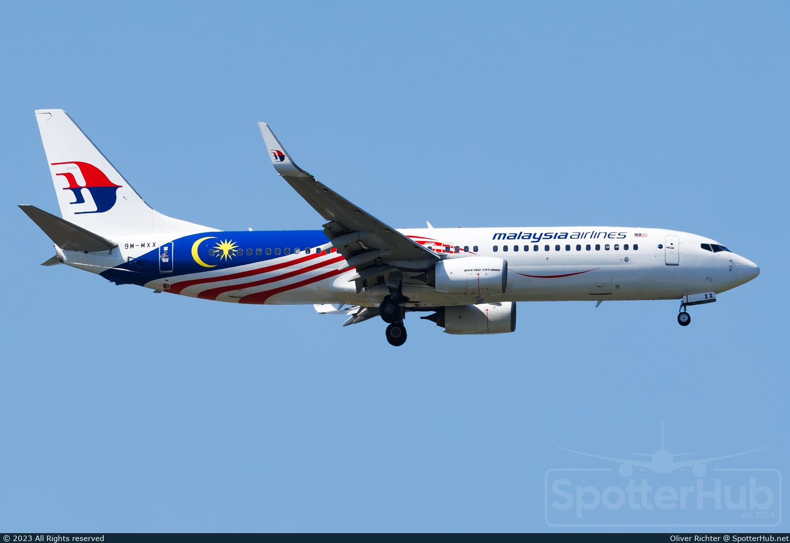 Photo of 9M-MXX - Boeing 737-8H6 operated by Malaysia Airlines