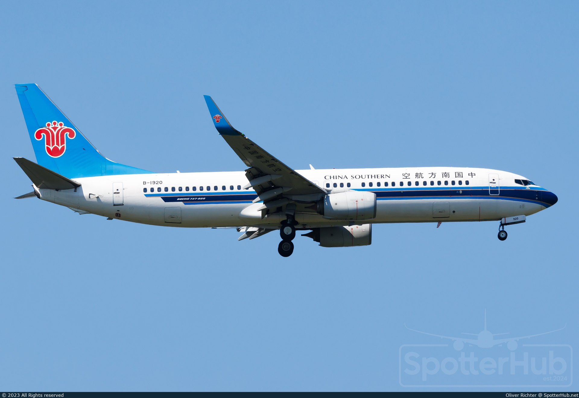 Photo of B-1920 - Boeing 737-86N operated by China Southern Airlines