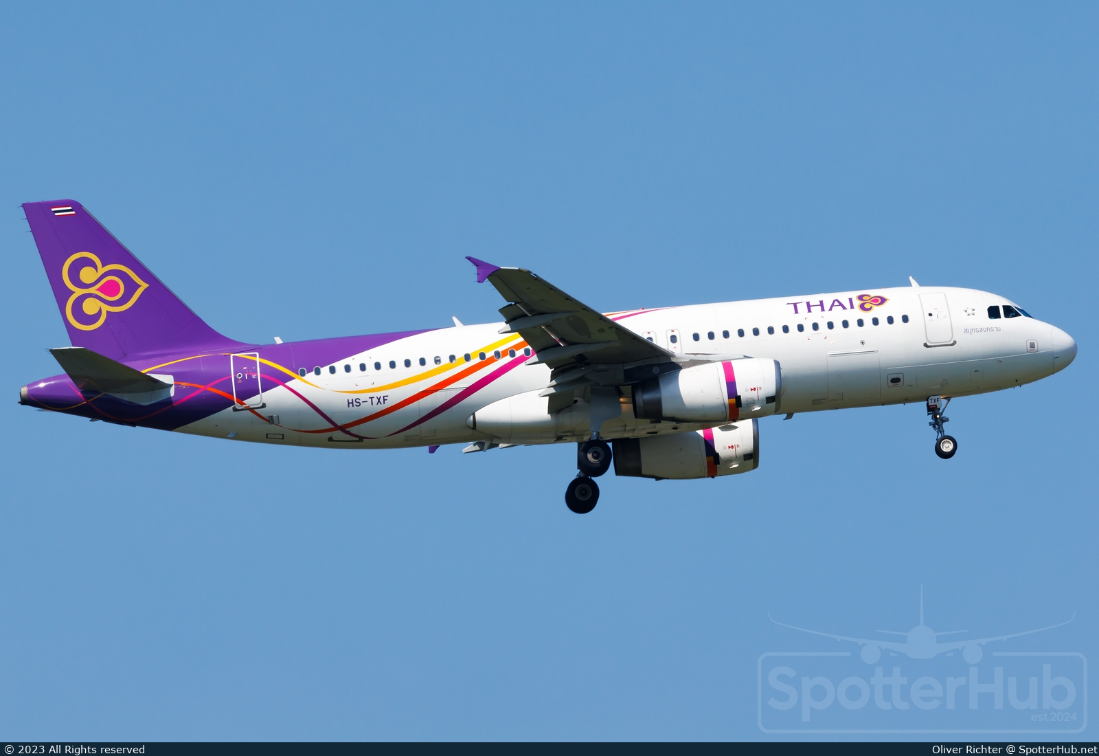 Photo of HS-TXF - Airbus A320-232 operated by Thai Airways International