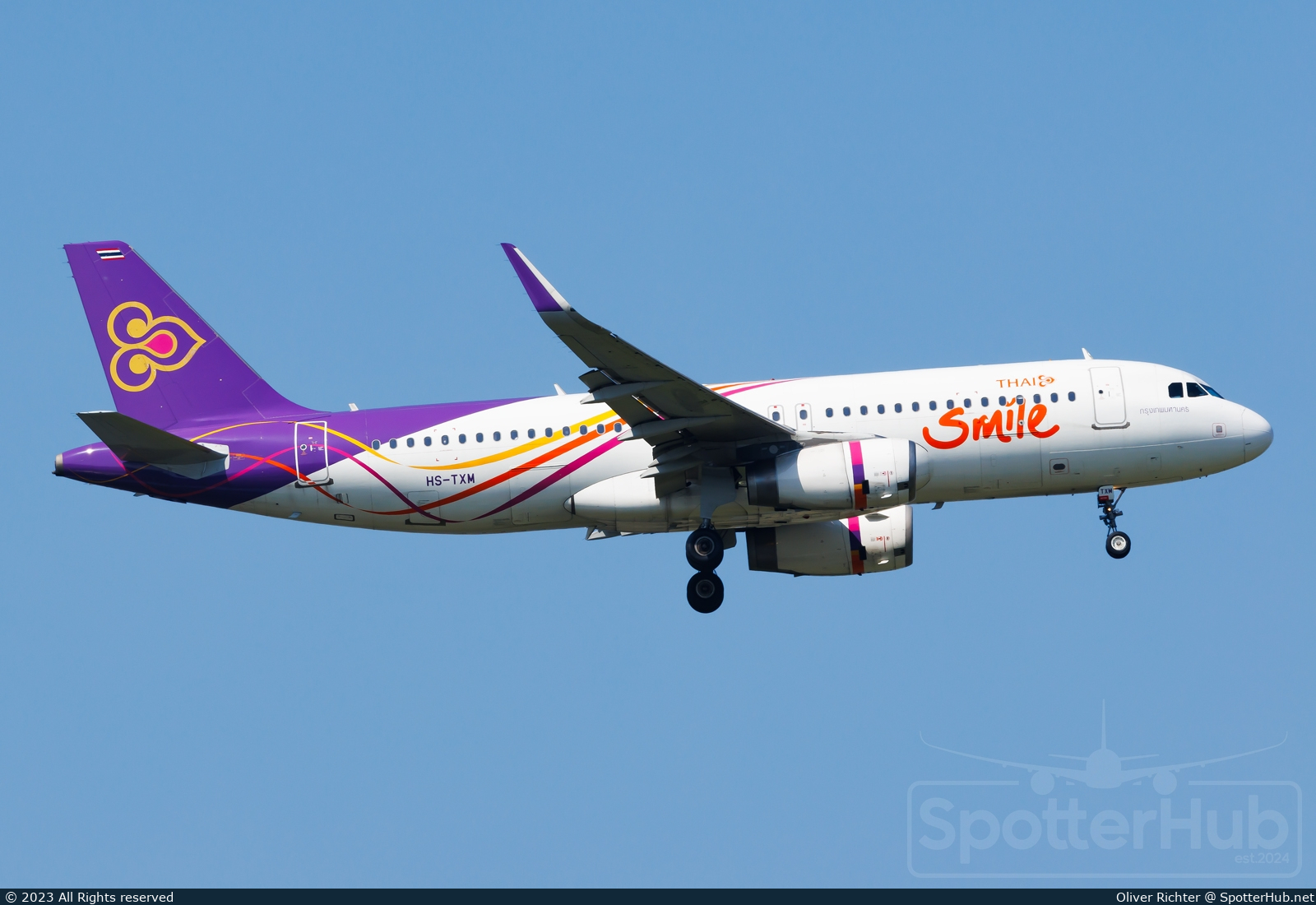Photo of HS-TXM - Airbus A320-232 operated by Thai Smile