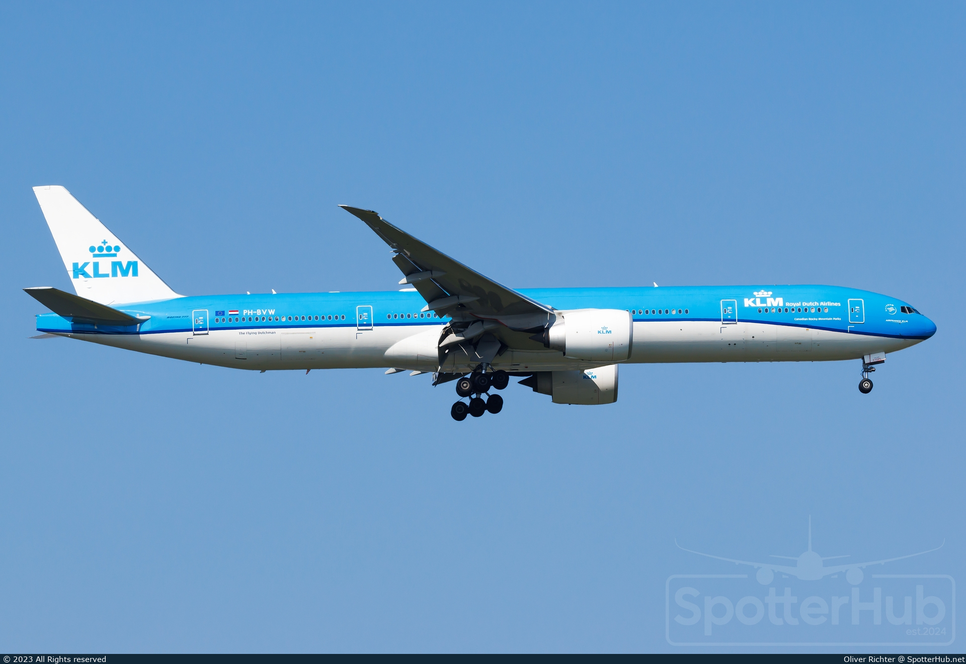 Photo of PH-BVW - Boeing 777-306(ER) operated by KLM Royal Dutch Airlines