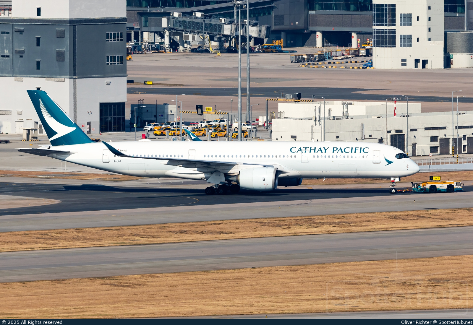 Photo of B-LQF - Airbus A350-941 operated by Cathay Pacific Airways