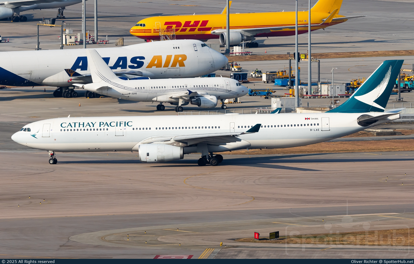 Photo of B-LAE - Airbus A330-342 operated by Cathay Pacific Airways