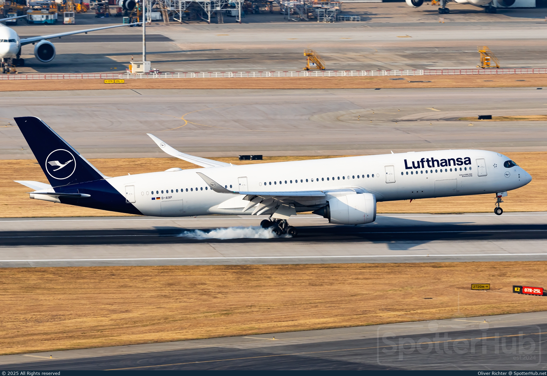 Photo of D-AIXP - Airbus A350-941 operated by Lufthansa