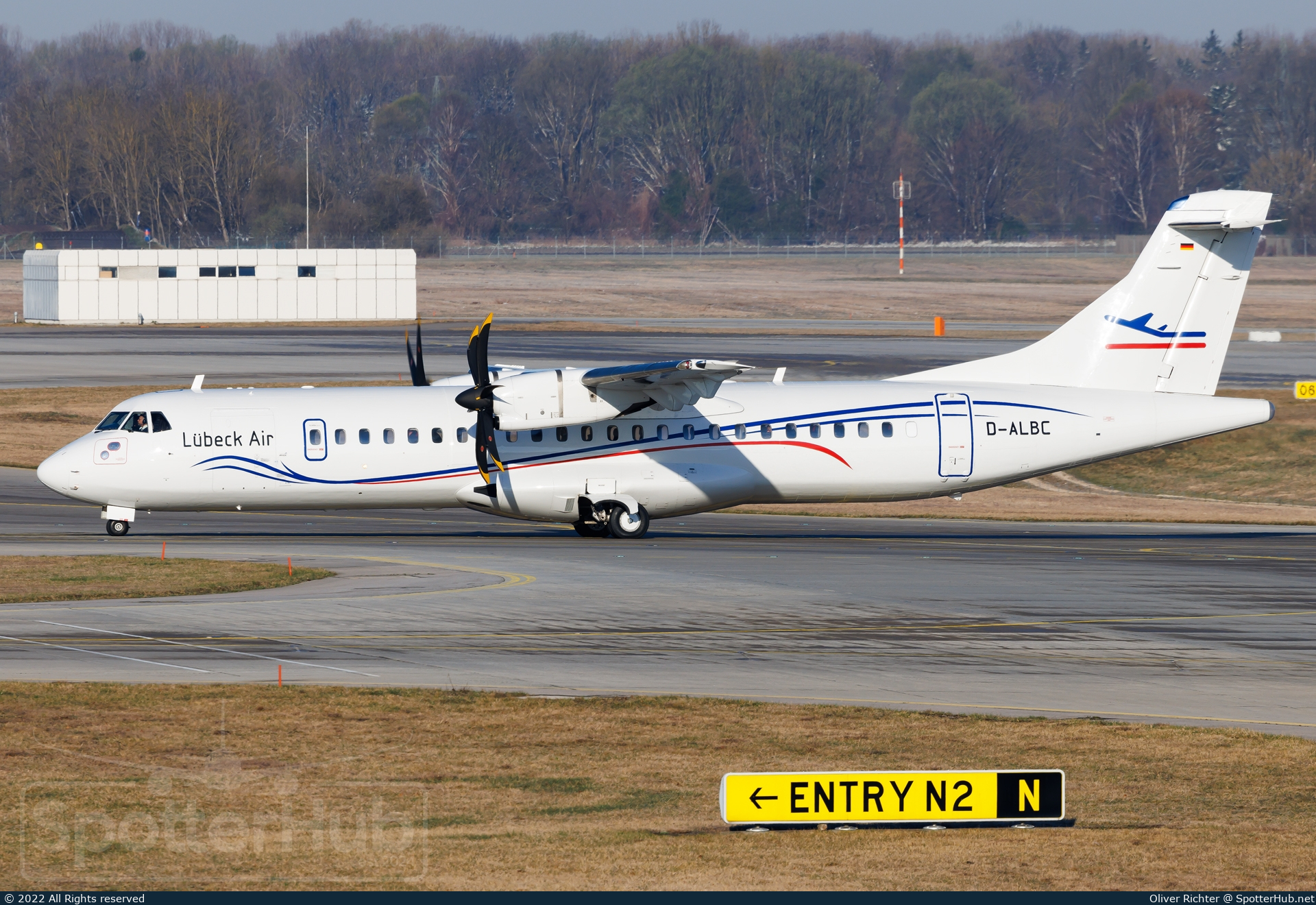 Photo of D-ALBC - ATR 72-500 operated by Lübeck Air (opb Alsie Express)