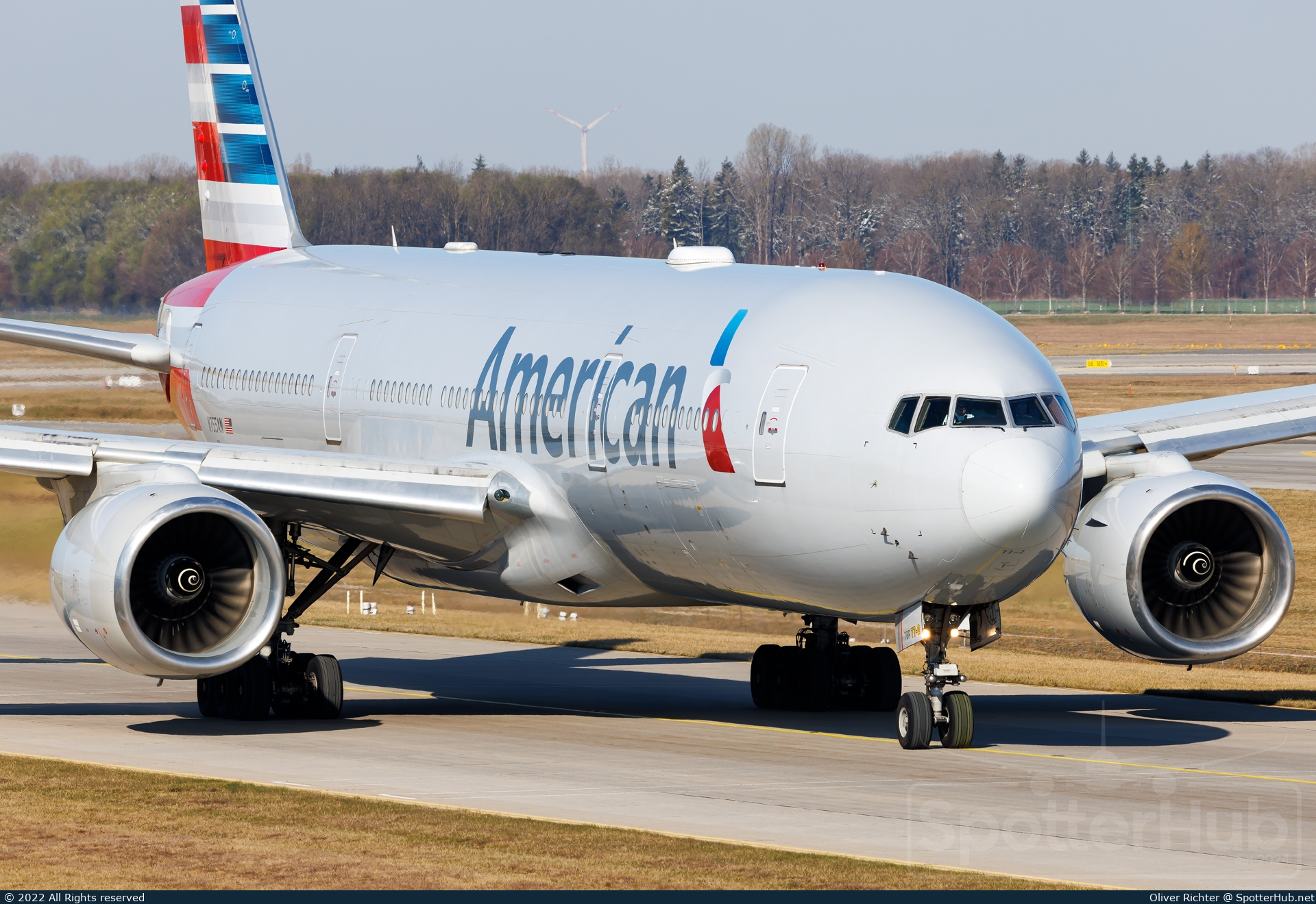 Photo of N755AN - Boeing 777-223(ER) operated by American Airlines